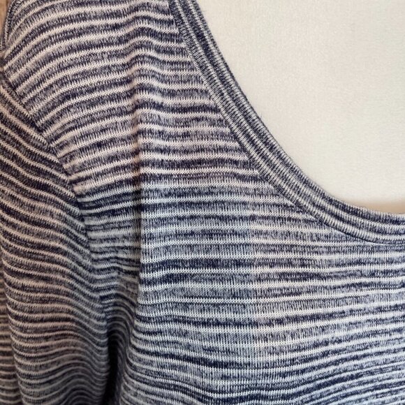 Charming Charlie Blue & White Striped Long Sleeve Shirt size XL - Picture 3 of 5